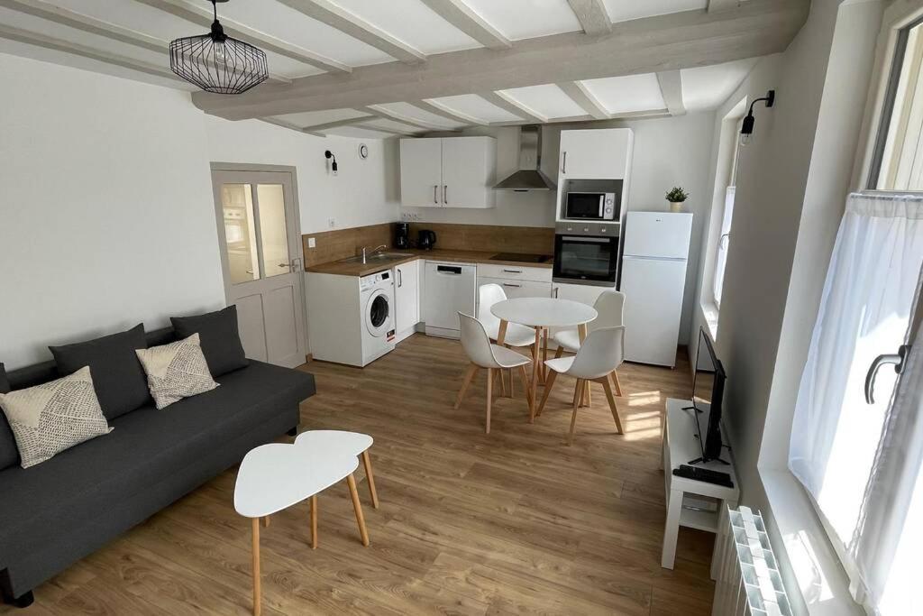 Centre-Ville : Maison De Charme - Secteur Calme Λαβάλ Εξωτερικό φωτογραφία